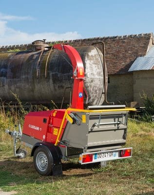 Natuurlijk! Hier zijn enkele LSI (Latent Semantic Indexing) en SEO-geoptimaliseerde zoekwoorden voor het product "Houtversnipperaar Diesel 35Pk": ### Primaire Zoekwoorden: 1. Houtversnipperaar Diesel 2. Diesel Houtversnipperaar 35Pk 3. Houtversnipperaar met 35PK motor 4. Professionele houtversnipperaar 5. Houtversnipperaar voor tuinonderhoud ### Secundaire Zoekwoorden: 1. Sterke houtversnipperaar 2. Hout versnipperen met dieselmotor 3. Houtversnipperaar voor landbouw 4. Houtversnipperaar voor professioneel gebruik 5. Diesel aangedreven houtversnipperaar ### Gerelateerde Zoektermen: 1. Tuinmachines diesel 2. Tuinonderhoud met houtversnipperaar 3. Houtrecycling met versn